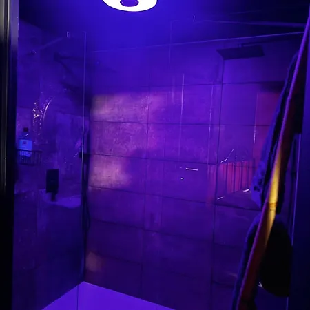 Les Secrets Interdits Lägenhet